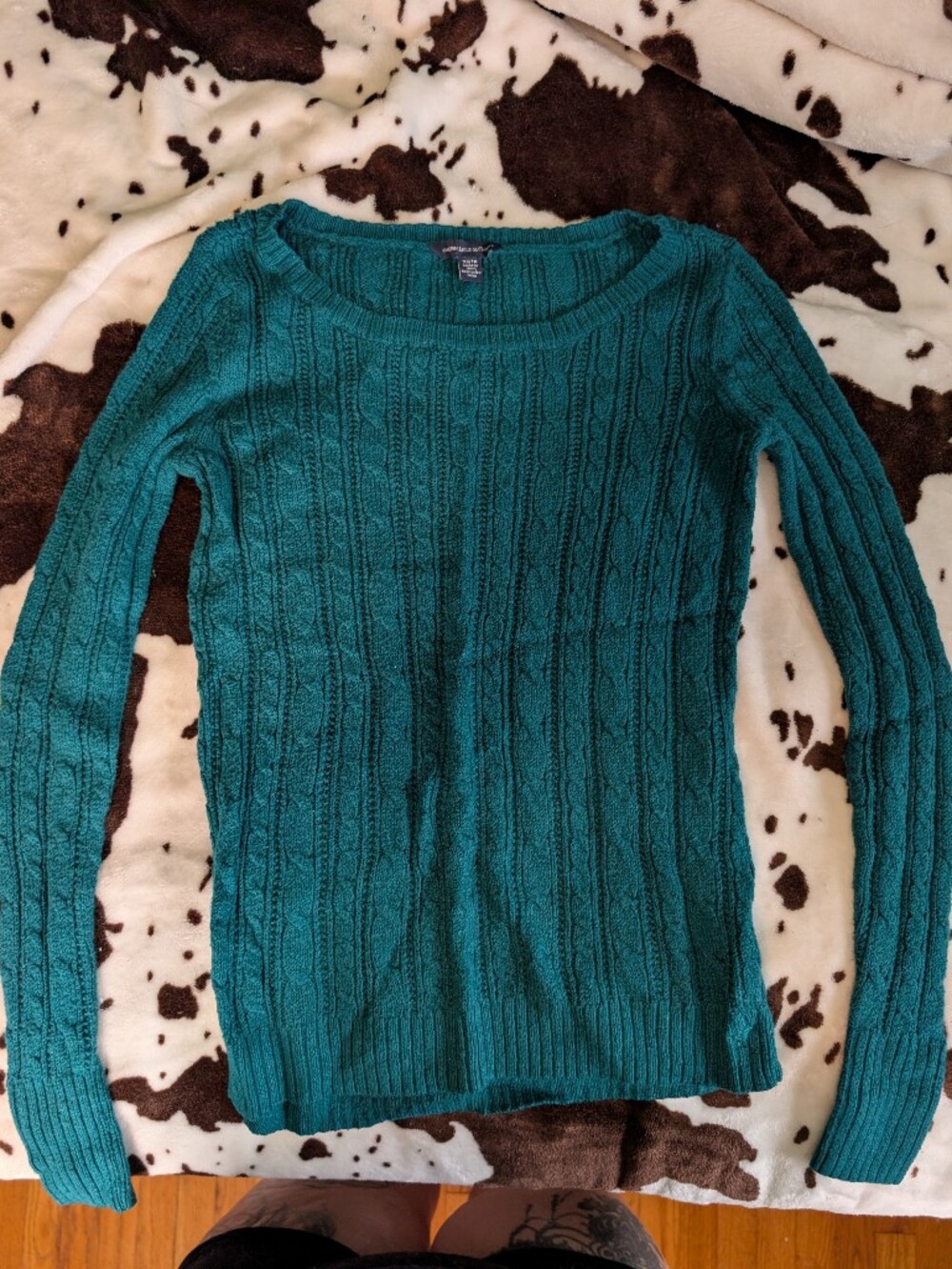 American Eagle Outfitters Teal Cable Knit Scoop Neck Sweater!!